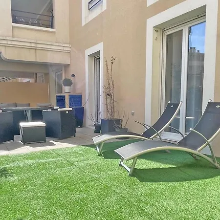 Apartment Climatise Et Moderne Au Centre-ville De - Casa Del Mar