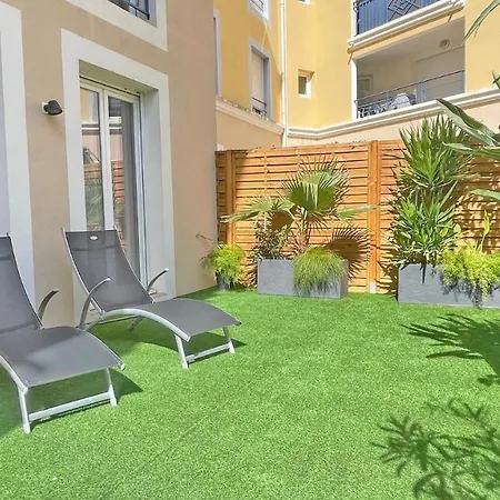 Casa Del Mar Apartment