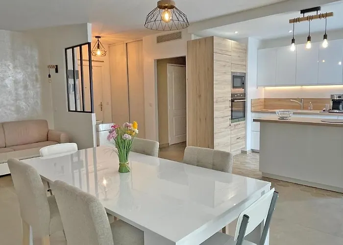 Casa Del Mar Апартаменты